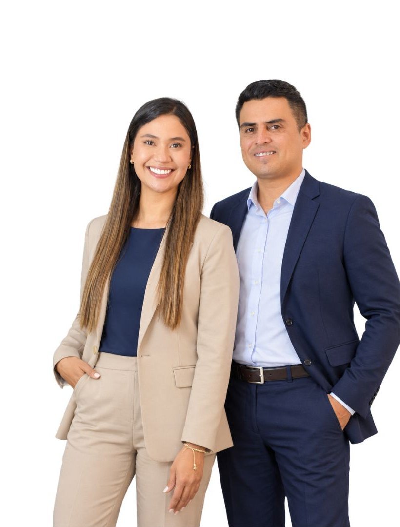 Dra. Cristina y Dr. Eduard, dermatólogos cofundadores de Radiantez en Pasto